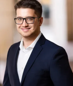Robert Devaney Sr Legal Assistant